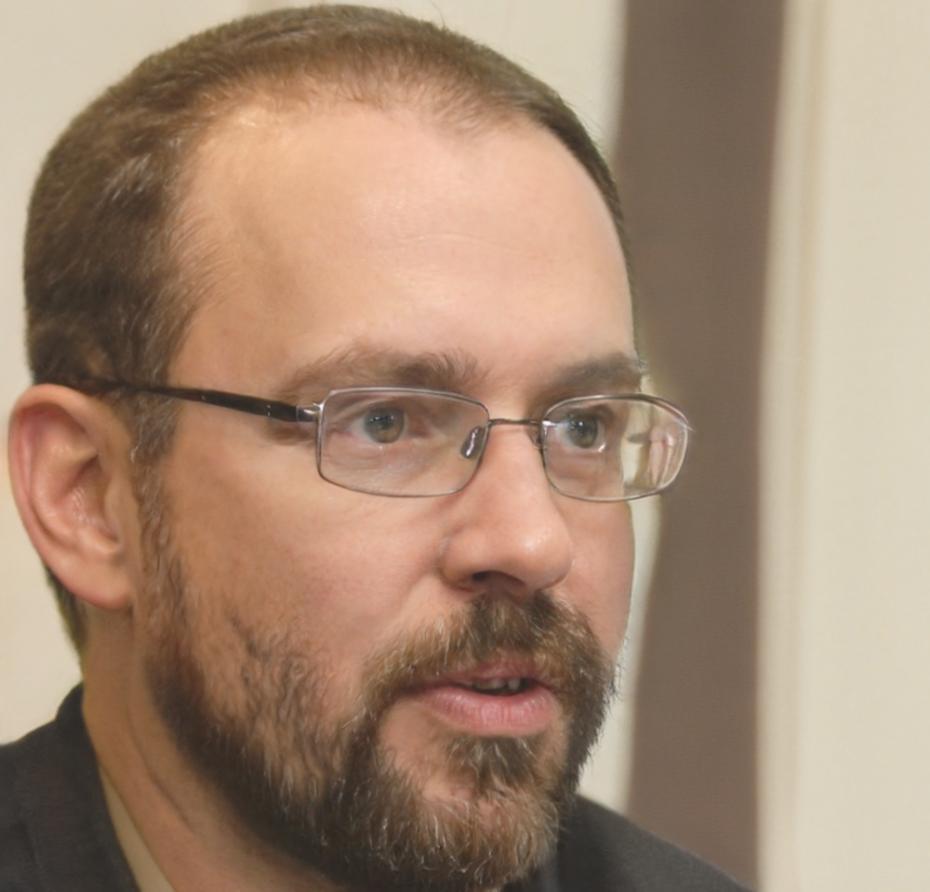 Óscar Villafranca, director del programa de finanzas corporativas